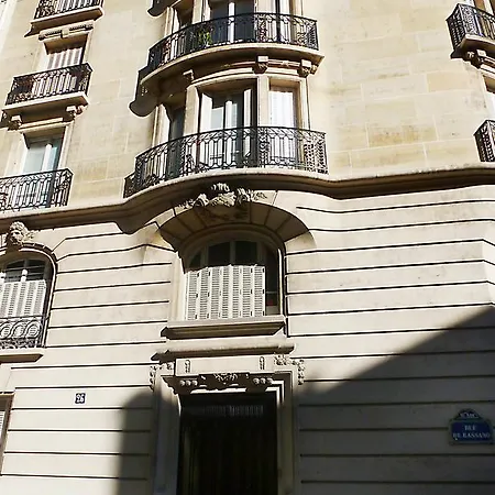 Elysee Duplex Apartment