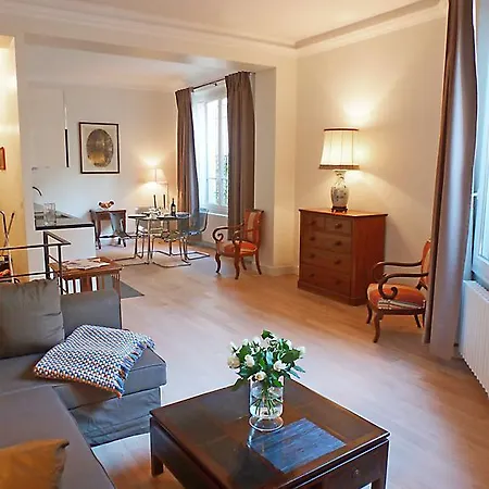 Elysee Duplex Paris