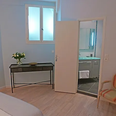 Elysee Duplex Apartment *